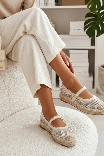 Espadrilhas em tom de areia...