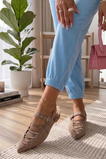 Sapatilhas em tom de... 2