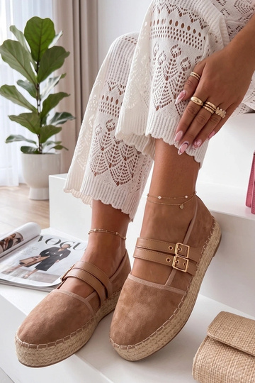 Espadrilhas de plataforma...