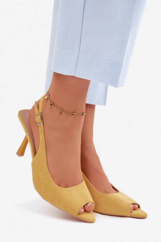 Sandálias femininas com saltos finos de camurça sintética amarelas Sevina