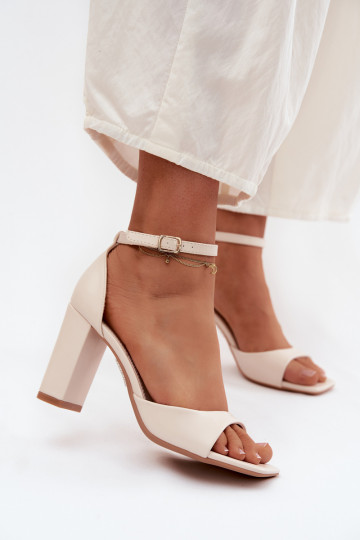 Sandálias femininas de salto altoImitacji Skóry cor de marfim Melvra