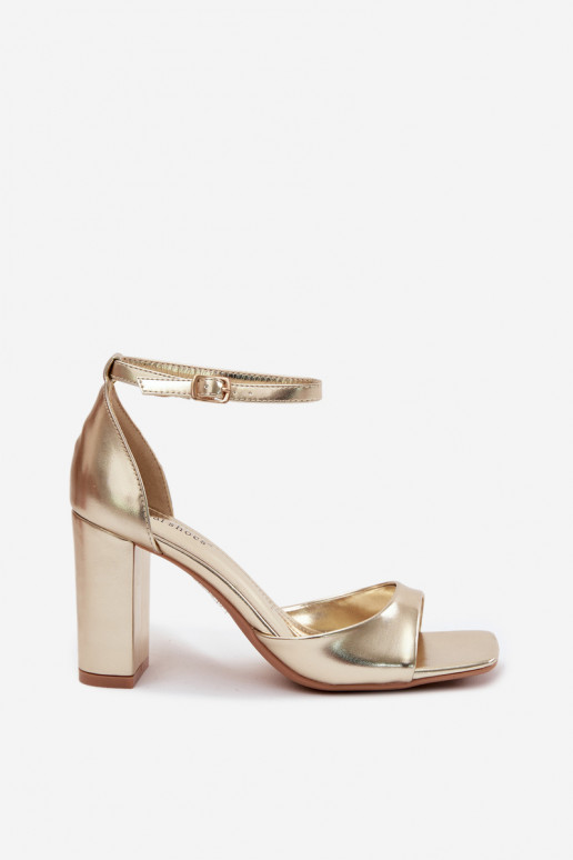 Sandálias femininas de salto altoImitacji Skóry cor dourada Melvra