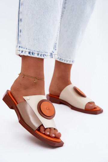 Chinelos de couro femininos nas cores areia e laranja com design geométrico Tai turiciejka K7479-18 2