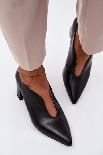 Sapatos de couro femininos pretos com salto Tai turiciejka K7469-01