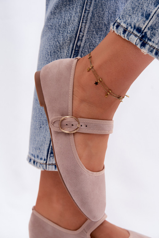 Balerinas com tiras e acessórios dourados com fivelas cor areia Kelisa