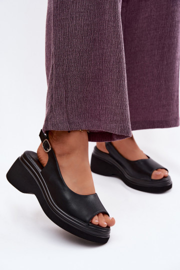 Pele Sandálias plataforma Vinceza 66936 cor preta