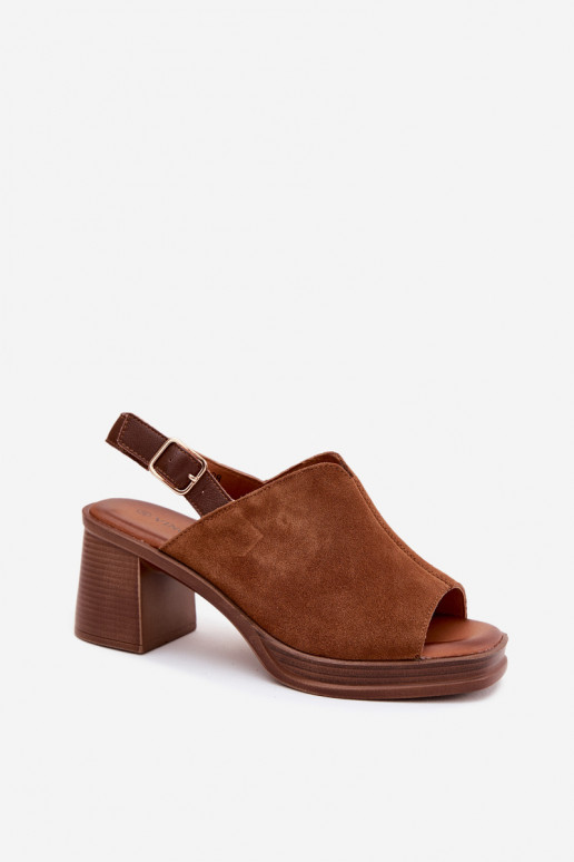 Sapatos de salto elegantes em couro marrom Vinceza 39995