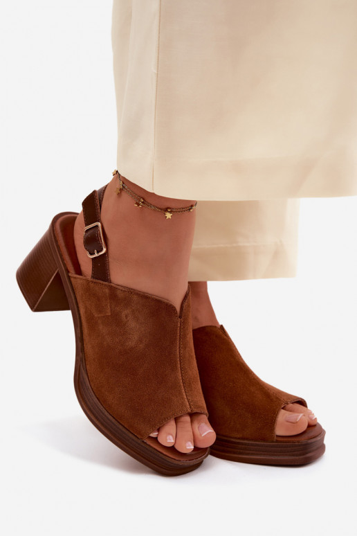 Sapatos de salto elegantes em couro marrom Vinceza 39995