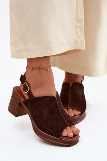 Sapatos de salto elegantes em couro marrom escuro Vinceza 39995