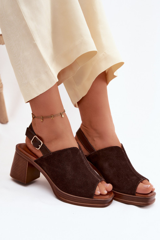 Sapatos de salto elegantes em couro marrom escuro Vinceza 39995