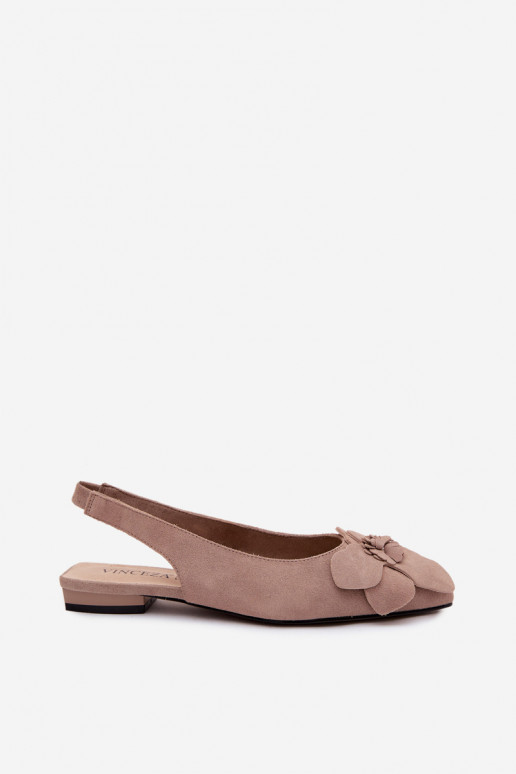 sandálias Pele de camurça com salto largo Com decorações Uma flor Vinceza 66951 bege