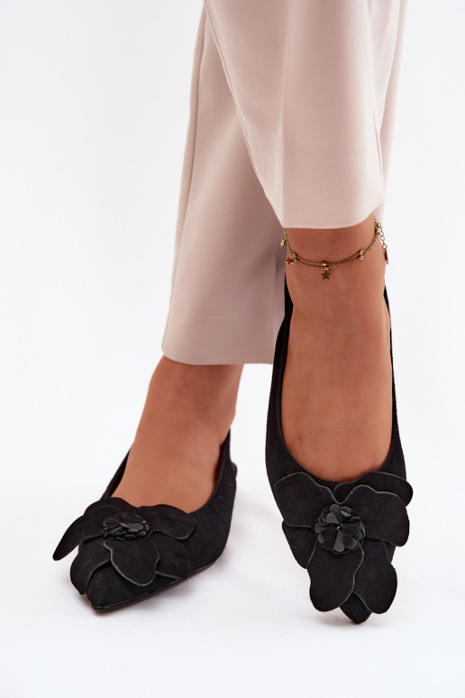 sandálias Pele de camurça com salto largo Com decorações Uma flor Vinceza 66951 cor preta