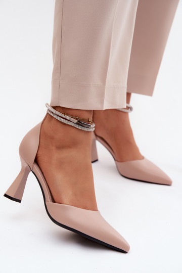 Sapatos bege com salto pequeno e tiras brilhantes Vinceza 62283 2