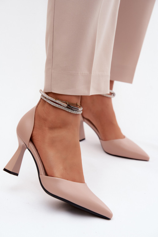 Sapatos bege com salto pequeno e tiras brilhantes Vinceza 62283