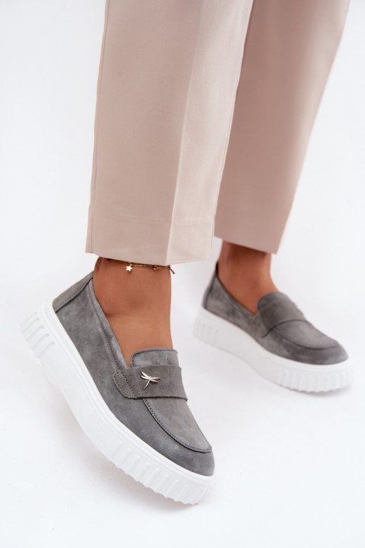 Pele de camurça sapato Feminino com uma plataforma Um modelo atraente Vinceza 93218 cor cinza