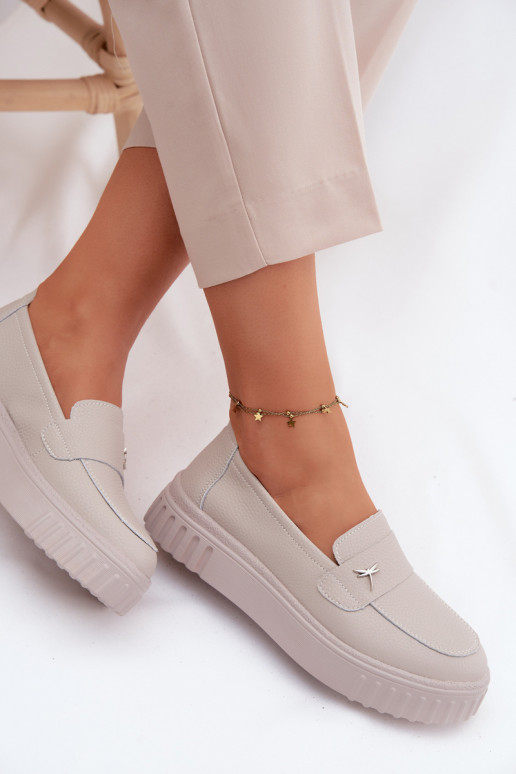 Sapatos slip-on de plataforma de mulher em couro Vinceza 93218 na cor bege