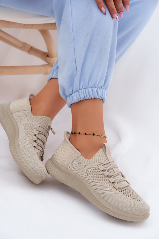  Um modelo atraente tênis Feminino bege Olive