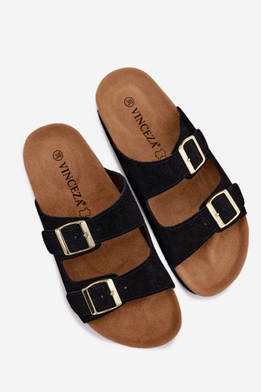 Pele Chinelos femininos de camurça com uma plataforma com fivelas Vinceza 102657 cor preta