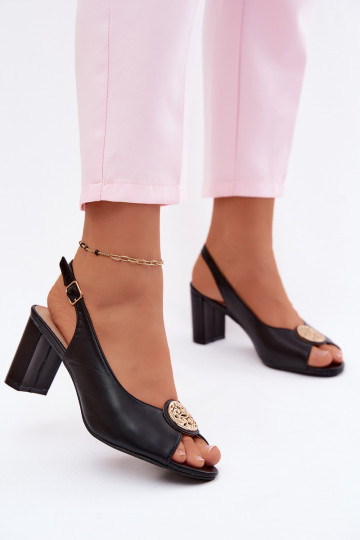 Sandálias femininas de salto alto Ze cor douradam Detalem cor preta Lotus