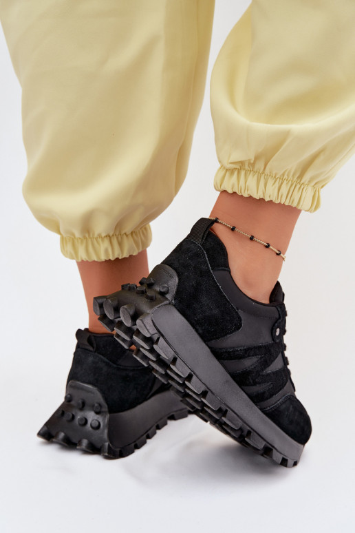 Pele de camurça À modalo de tênis Feminino com uma plataforma Vinceza 41520 cor preta