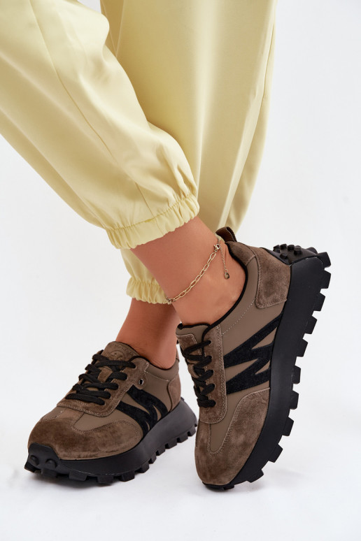 Pele de camurça À modalo de tênis Feminino com uma plataforma Vinceza 41520 cor cáqui