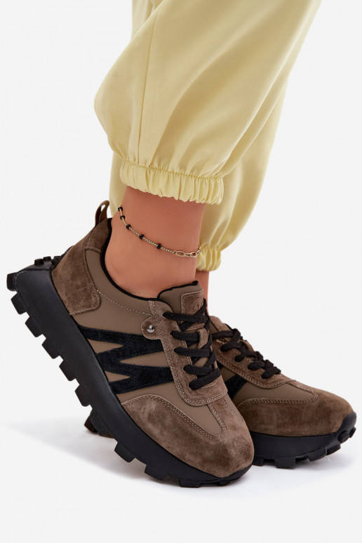 Pele de camurça À modalo de tênis Feminino com uma plataforma Vinceza 41520 cor cáqui