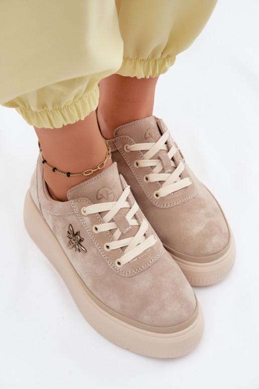 Pele de camurça sapato Feminino com uma plataforma Vinceza 41523 bege