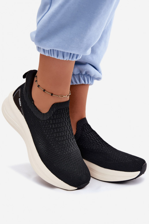 Um modelo atraente À modalo de tênis Feminino  Kobbo 102424 cor preta