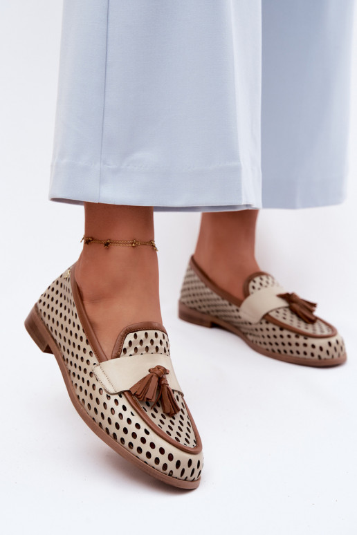 Pele com elementos abertos sapato mocassins femininos Tem que serciejka HJ760-14 marrom-bege