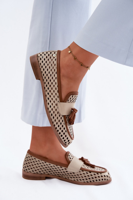 Pele com elementos abertos sapato mocassins femininos Tem que serciejka HJ760-14 marrom-bege