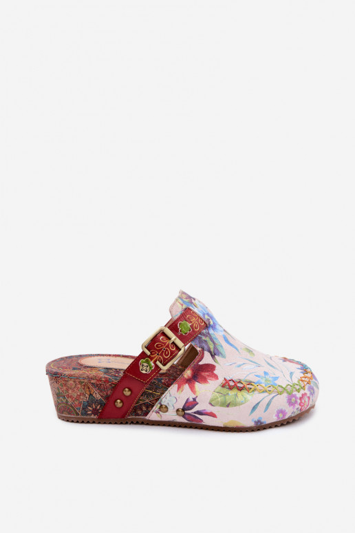 Chinelos de couro para mulher com plataforma e flores em várias cores
