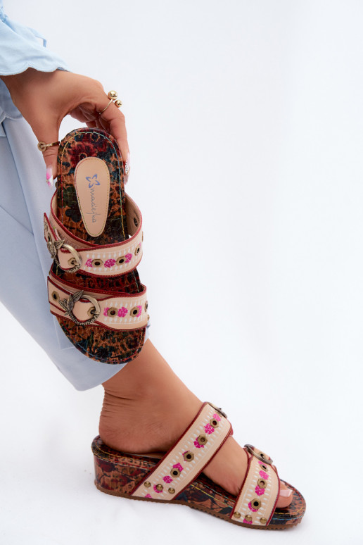 Pele Estampado Chinelos femininos com uma plataforma Tem que serciejka K7406-04 Cores diferentes