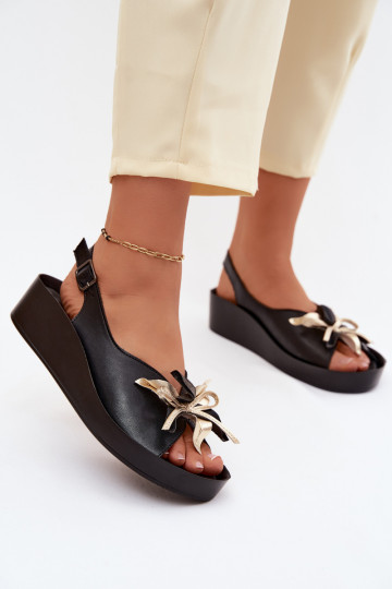 Sandálias femininas Feminino com enfeites S.Barski KV61-6045 cor preta 2