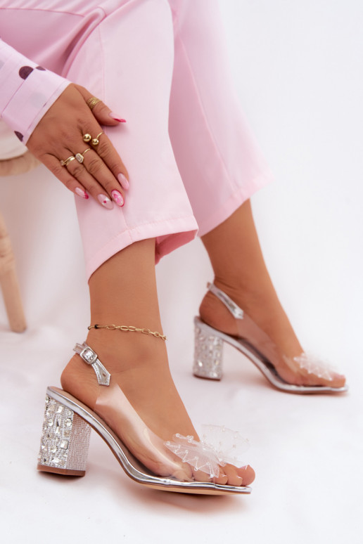 sandálias com salto com olhos brilhantes SiateczkoParaa com fitas D&A MR61-9010 cor prata