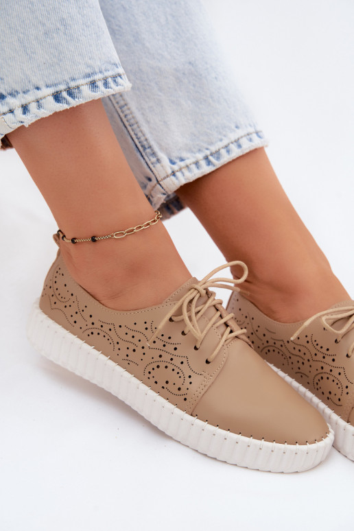 Sapatos perfurados de areia com atacadores Pearla