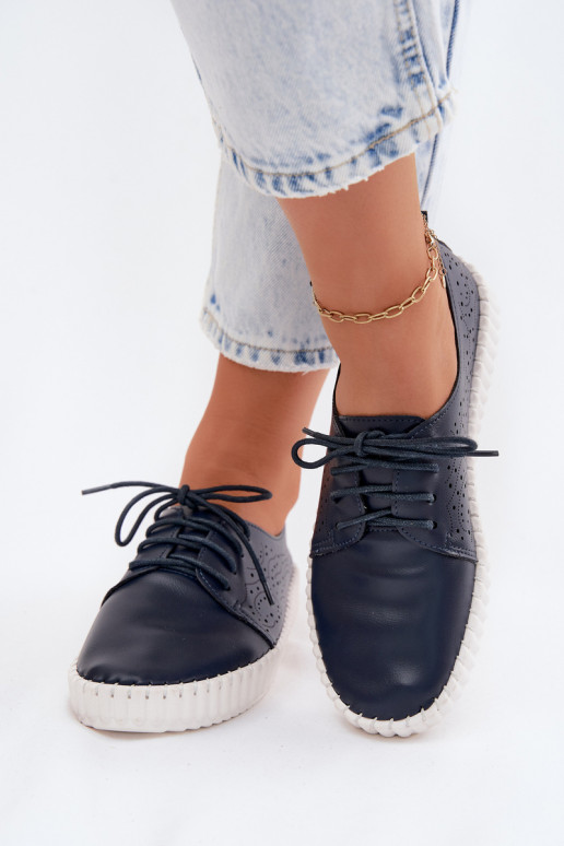 Sapatos perfurados azul escuro com atacadores Pearla