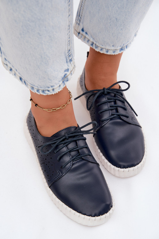 Sapatos perfurados azul escuro com atacadores Pearla