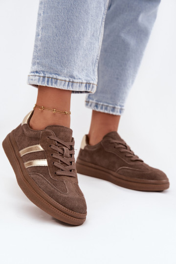 À modalo de tênis Feminino de camurça com uma plataforma cor marrom Sylviona 2