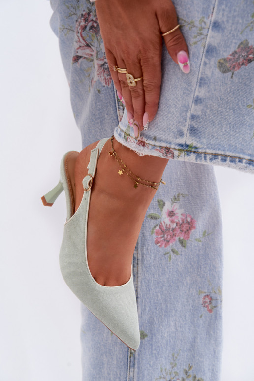 Sandálias femininas com salto finoLamóParaką cor menta Relmira