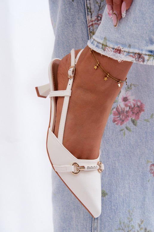 Sandálias femininas com salto Ze Szpiczastymi Noskami cor branca Felessa