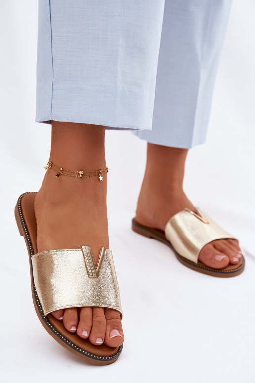 Chinelos Apartamento feminino Com decorações Detalem V cor dourada Nelmira