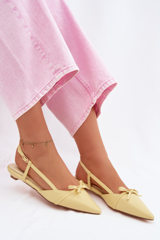 Sandálias femininasImitacji Skóry De salto baixo cor amarela Jelmera