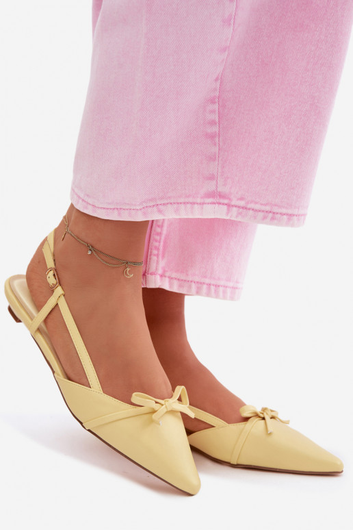 Sandálias femininasImitacji Skóry De salto baixo cor amarela Jelmera