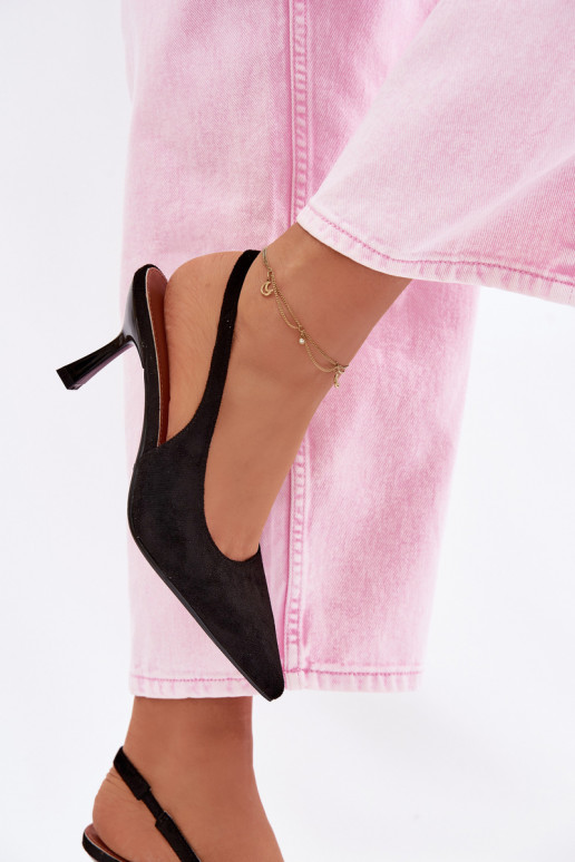 Sandálias femininas com salto finoImitacji de camurçau cor preta Saria