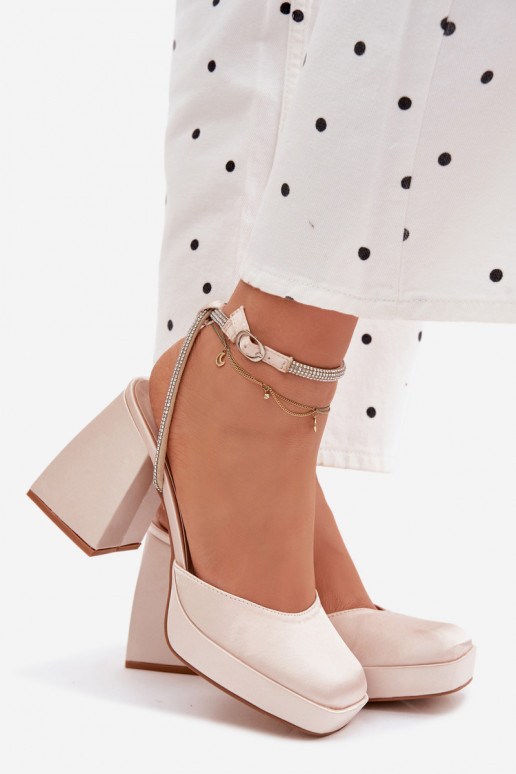 Sandálias femininas Em saltos enormes Typu Słupek Pasek com olhos brilhantes cor dourada Seraphina