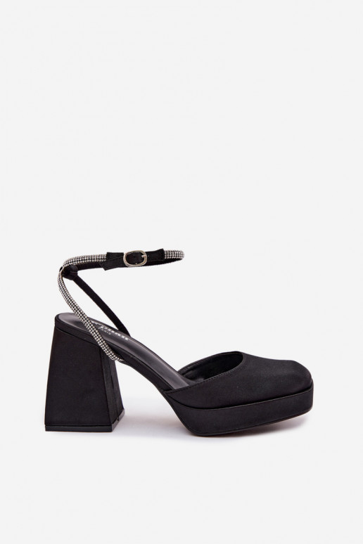 Sandálias femininas Em saltos enormes Typu Słupek Pasek com olhos brilhantes cor preta Seraphina