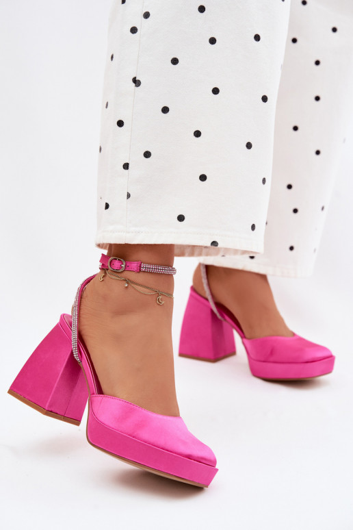 Sandálias femininas Em saltos enormes Typu Słupek Pasek com olhos brilhantes cor rosa Seraphina