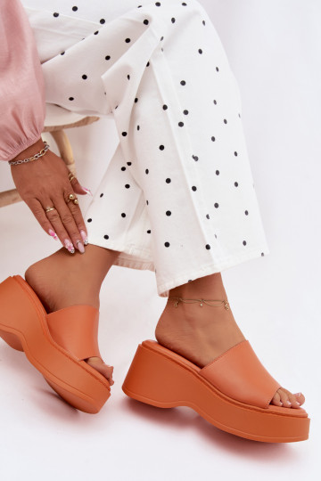 Chinelos de plataforma laranja para mulher Virelia