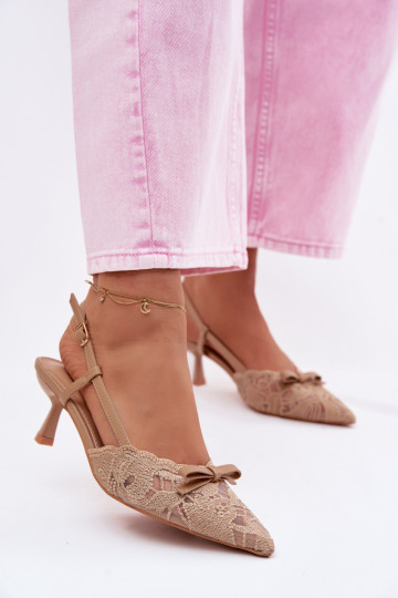 Sandálias com cordões Feminino Habilitado obcasie com fitas bege Tem que serribelle 2