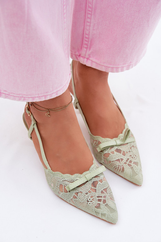 Sandálias com cordões Feminino Habilitado obcasie com fitas cor verde Tem que serribelle